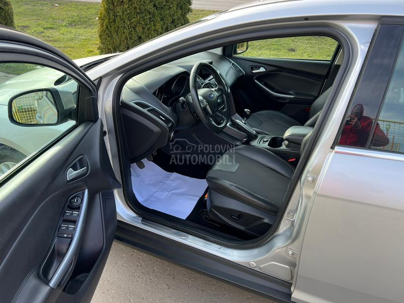 Ford Focus TITANIUM