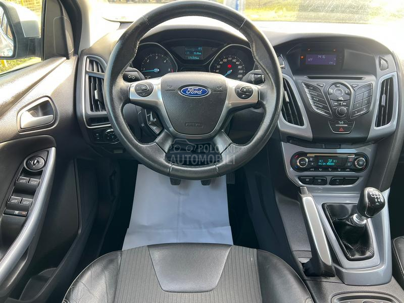 Ford Focus TITANIUM