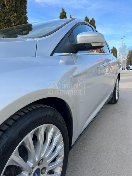 Ford Focus TITANIUM
