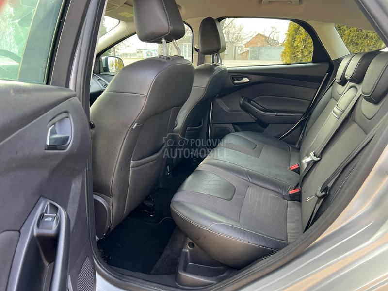 Ford Focus TITANIUM