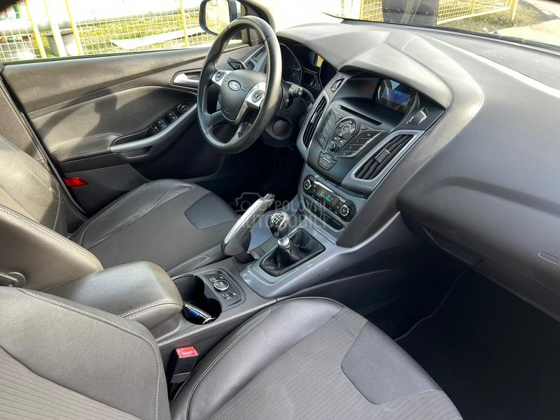 Ford Focus TITANIUM