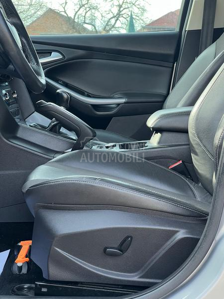 Ford Focus TITANIUM