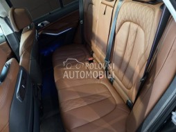 BMW X5 xDrive30d slika 13
