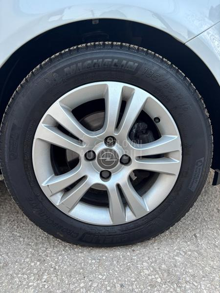 Opel Corsa D 1.3 CDTI