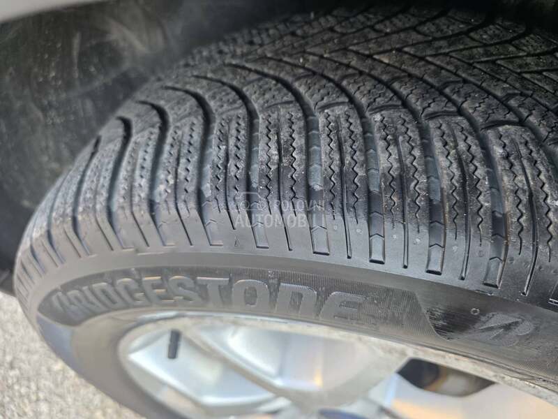 Ford Kuga 4x4 TDCI CH