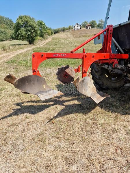 IMT 757