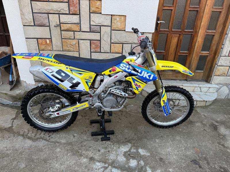 Suzuki RMZ