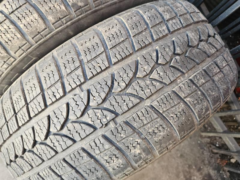 Tigar 215/50 R17 Sve sezone
