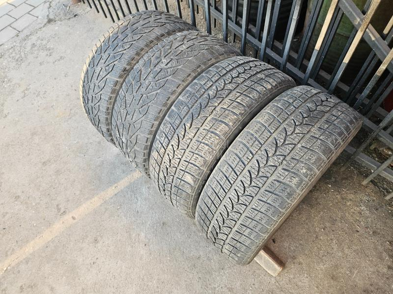 Tigar 215/50 R17 Sve sezone