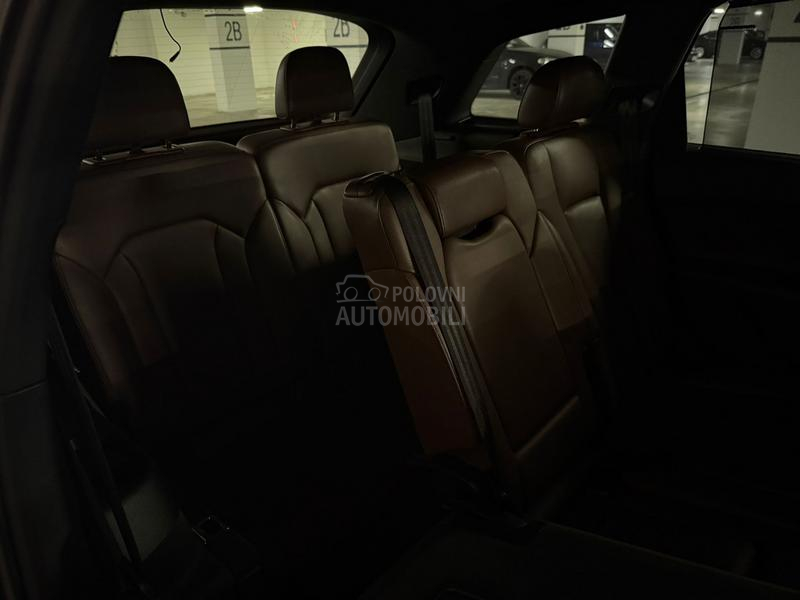 Audi Q7 N O V