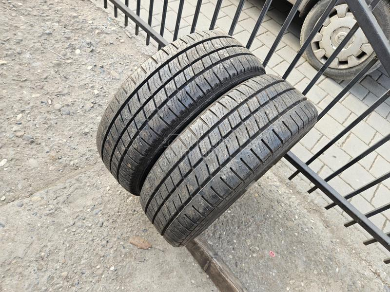Goodyear 215/65 R15 Sve sezone