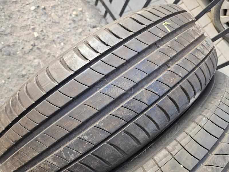 Michelin 215/65 R17 Letnja