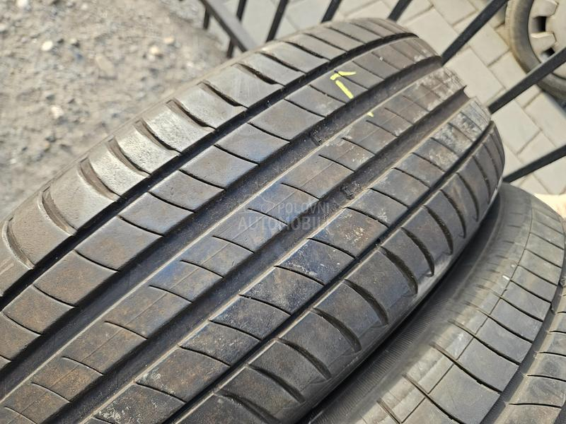 Michelin 215/65 R17 Letnja