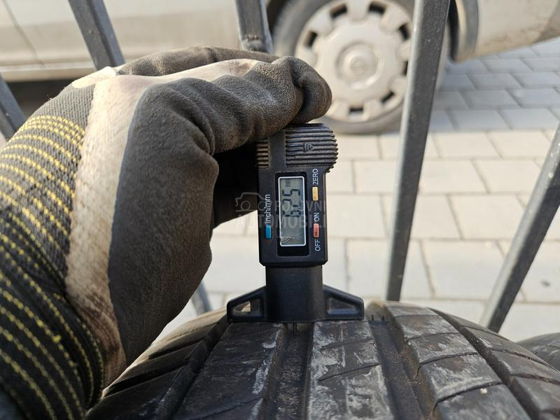 Michelin 215/65 R17 Letnja