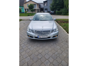 Mercedes Benz E 220 