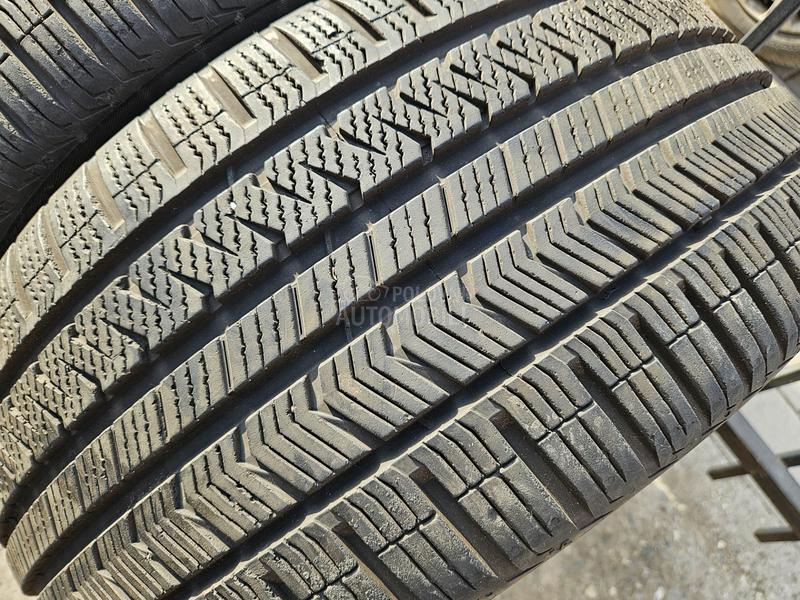 Vredestein 245/40 R18 Sve sezone