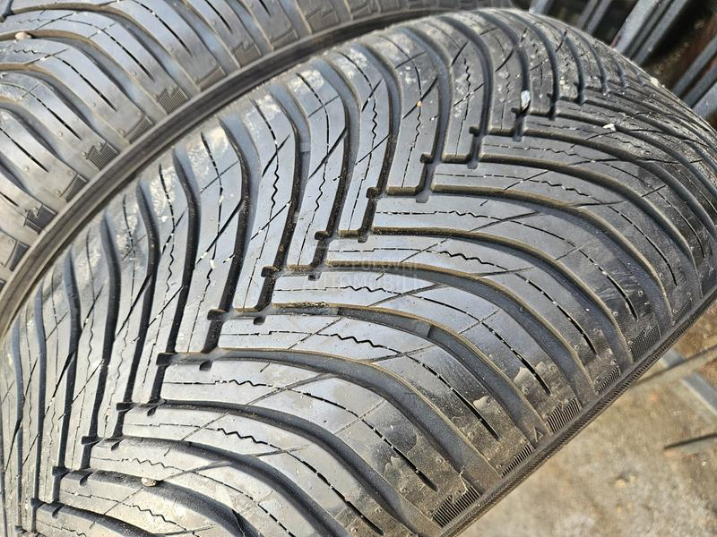 Maxxis 205/55 R17 Sve sezone
