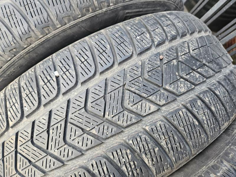 Pirelli 235/55 R19 Sve sezone