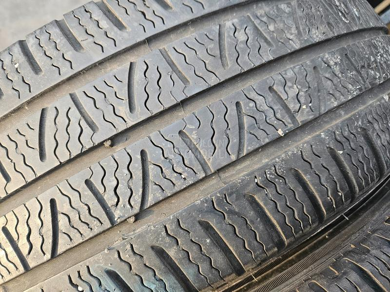 Pirelli 235/65 R16 Sve sezone