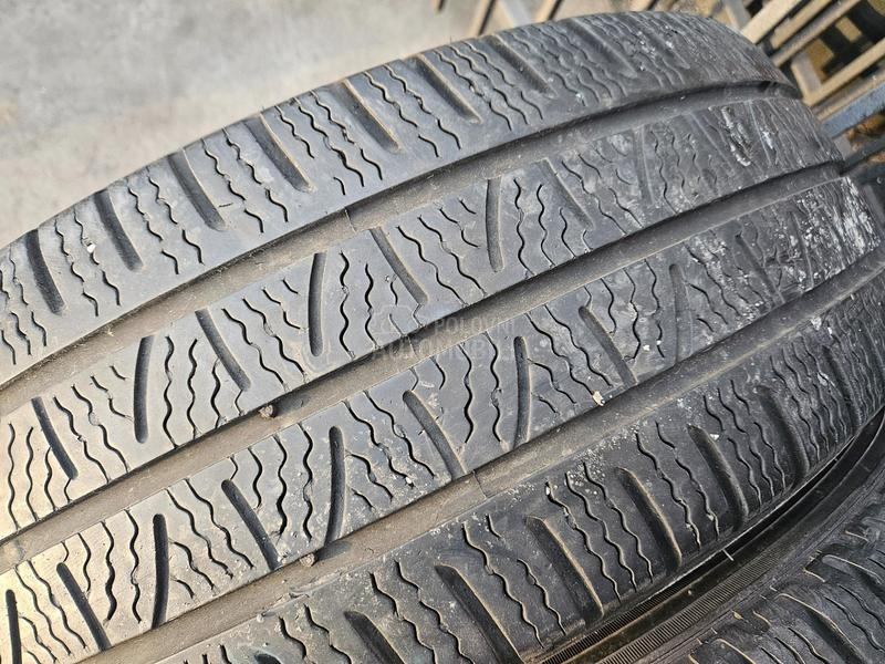 Pirelli 235/65 R16 Sve sezone