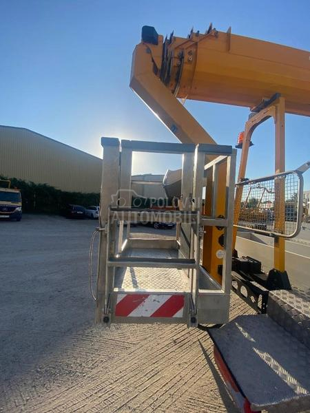 MAN auto košara / LA2232