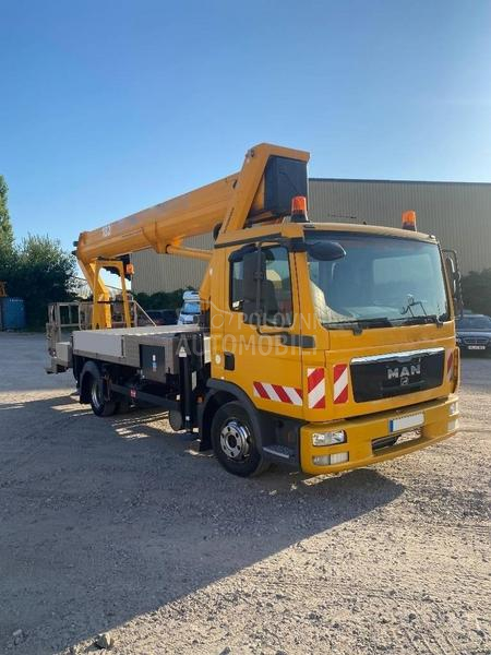 MAN auto košara / LA2232