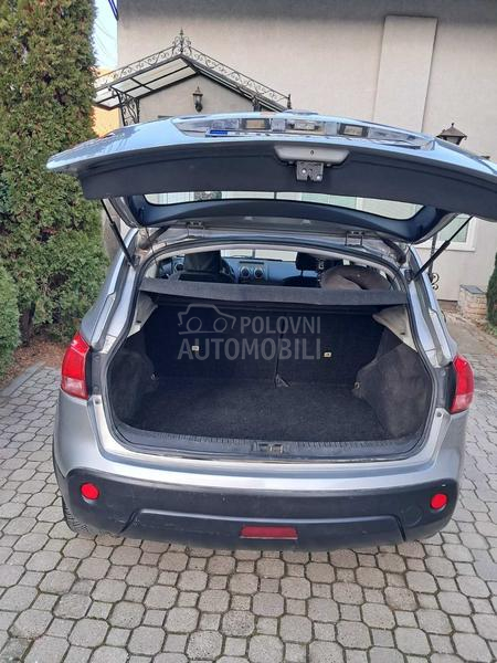 Nissan Qashqai 2.0 dCi