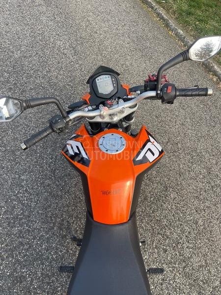 KTM Duke 125
