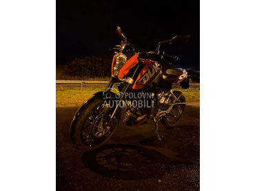 KTM Duke 125