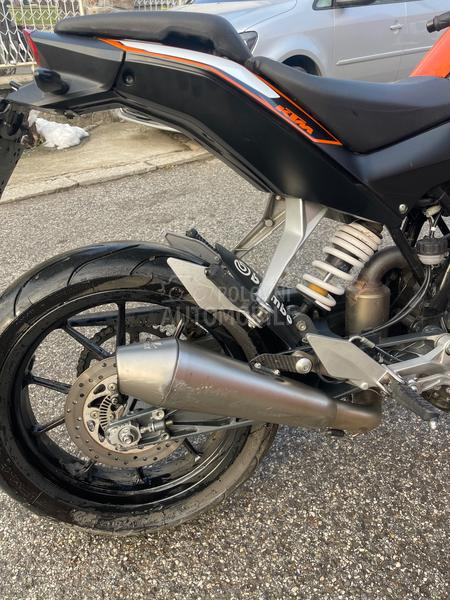 KTM Duke 125