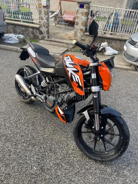 KTM Duke 125