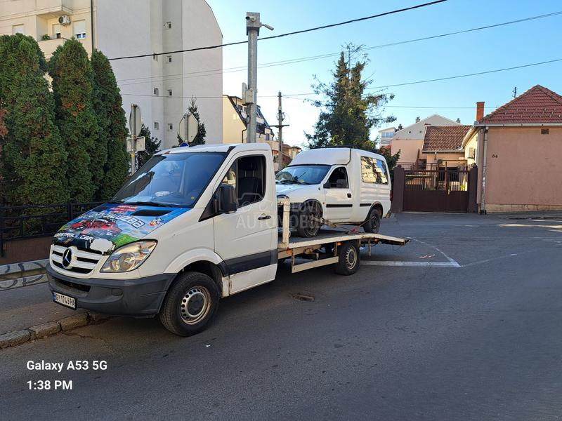 Mercedes Benz Sprinter