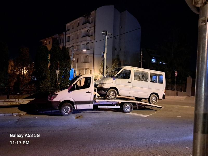 Mercedes Benz Sprinter
