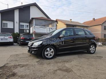 Mercedes Benz B 180 