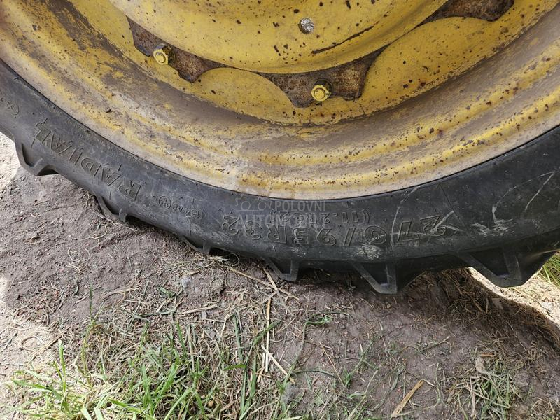 John Deere uzani tockovi