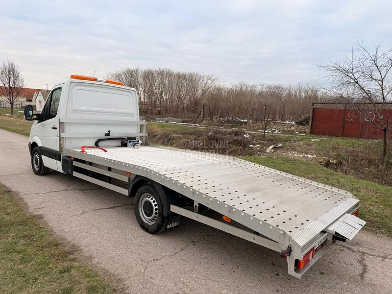 Mercedes Benz sprinter