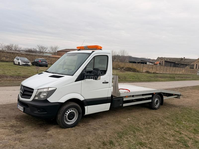 Mercedes Benz sprinter