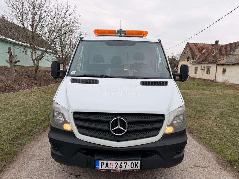 Mercedes Benz sprinter