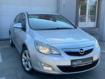 Opel Astra J 1.6b ENJOY