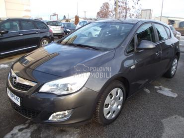 Opel Astra J 1.6 B DI.GI NOV