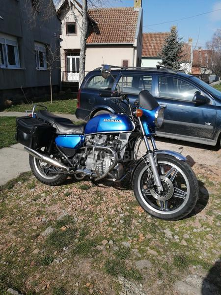 Honda cx500