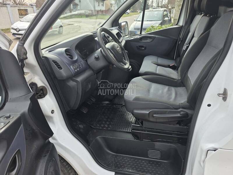 Opel Vivaro 