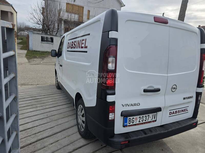 Opel Vivaro 