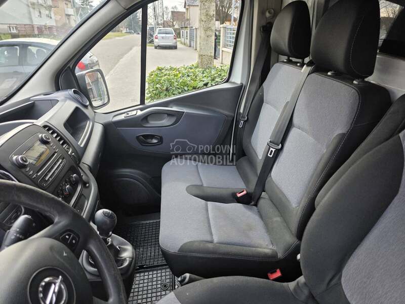 Opel Vivaro 