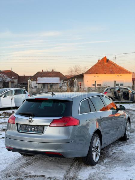 Opel Insignia 2.0 CDTI CH