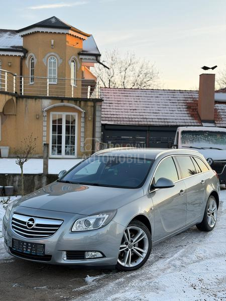 Opel Insignia 2.0 CDTI CH