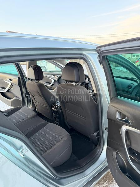 Opel Insignia 2.0 CDTI CH