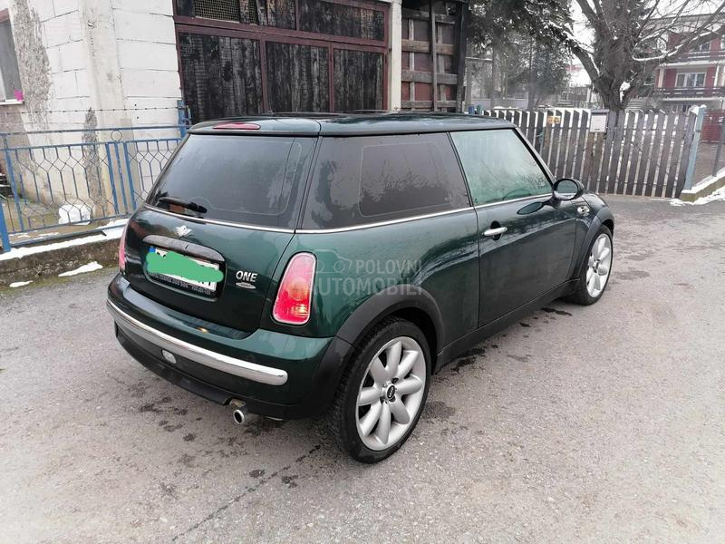 MINI Cooper 