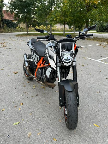 KTM duke 690