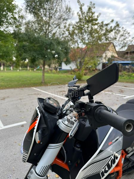 KTM duke 690